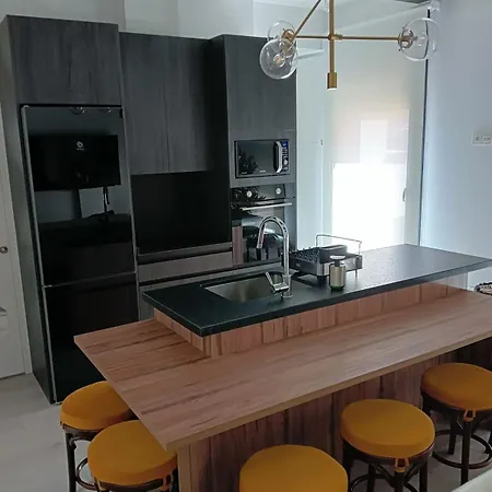 Hermanos Montaña Ii - Espectacular Y Céntrico Piso